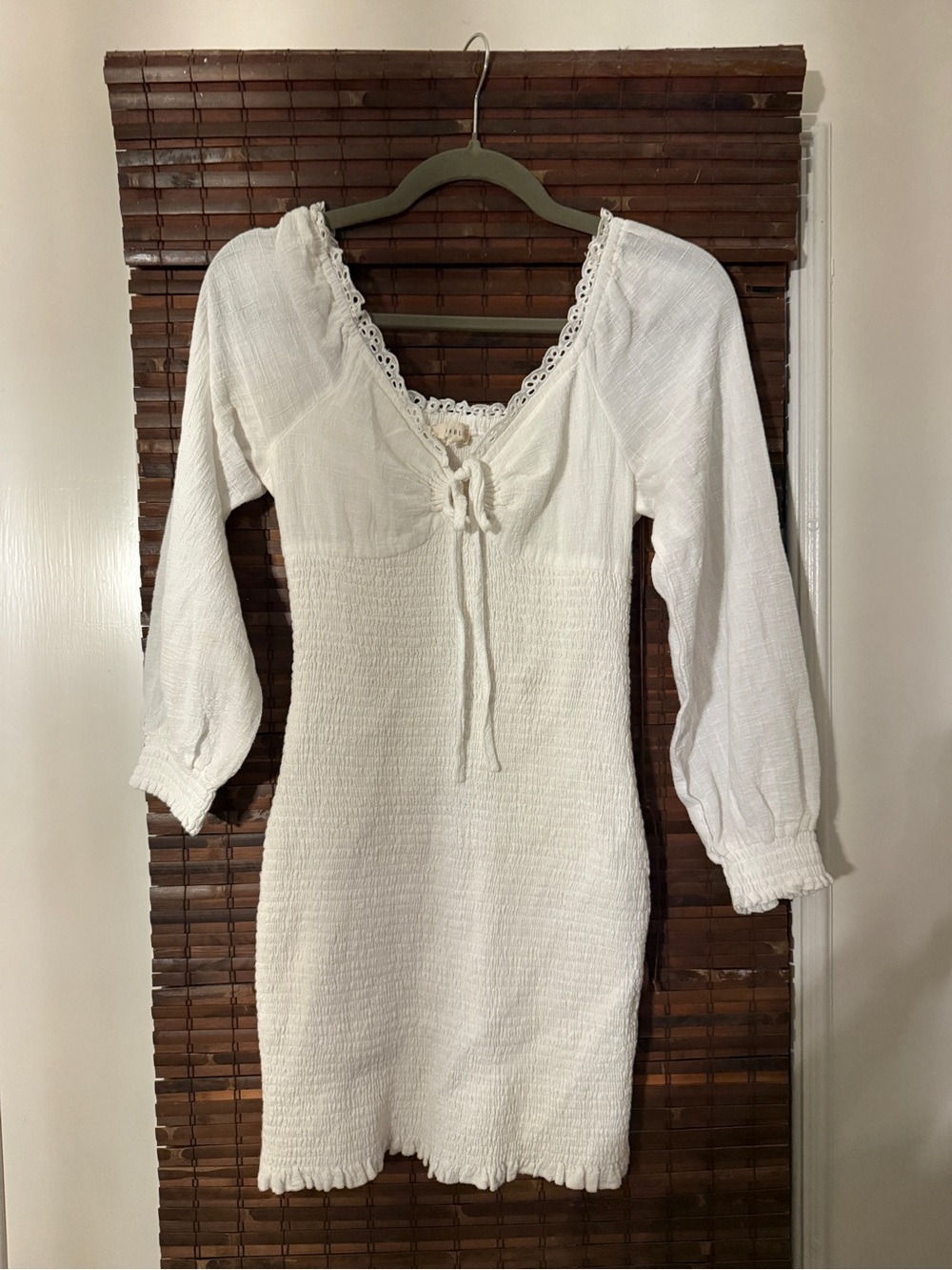 Mable White Smocked Mini Dress with Lace Trim, Sz M, great condition - Picture 4 of 9